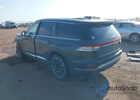 2023 Lincoln Aviator Black Label z USA, uszkodzony, nr VIN 5LM5J9XC2PGL12872